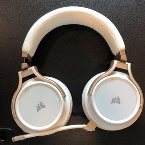 Corsair Virtuoso RGB Wireless Headset